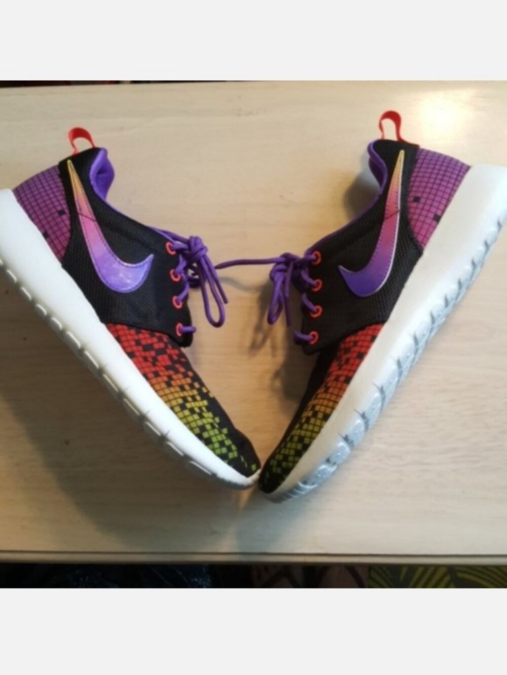 NWOT NIKE Roshe One Print GS 8-Print Sneakers Athletic Shoes Sz 6Y 7.5 Womens